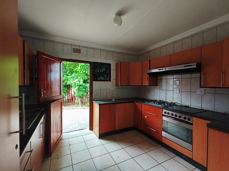6 Bedroom Property for Sale in Mthata Eastern Cape
